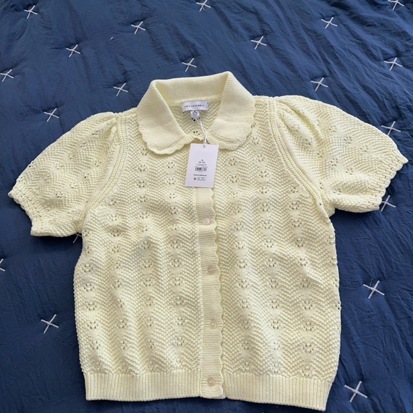 Free Assembly Women's Yellow Cardigan Sweater - Picture 5 of 10